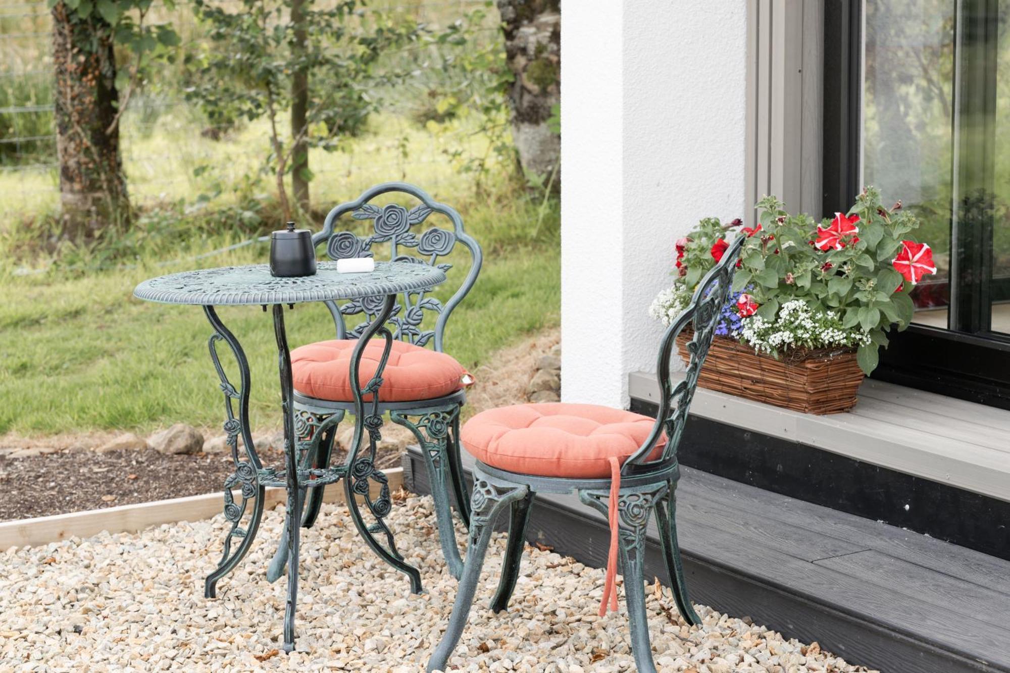 Lakescape - Waterfront Self- Catering Cabins エニスキリン エクステリア 写真